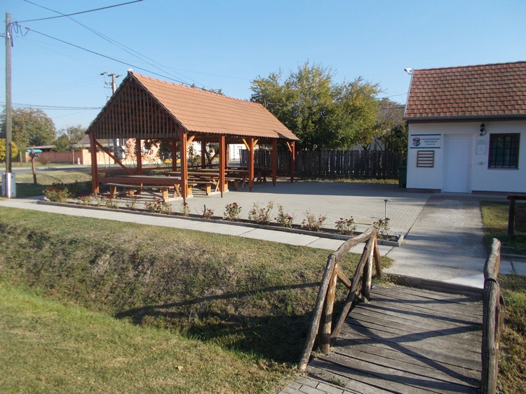 szaporcai turistapiheno